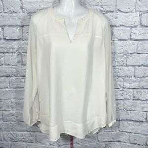 flawed Cabi style 118 madeleine blouse size M